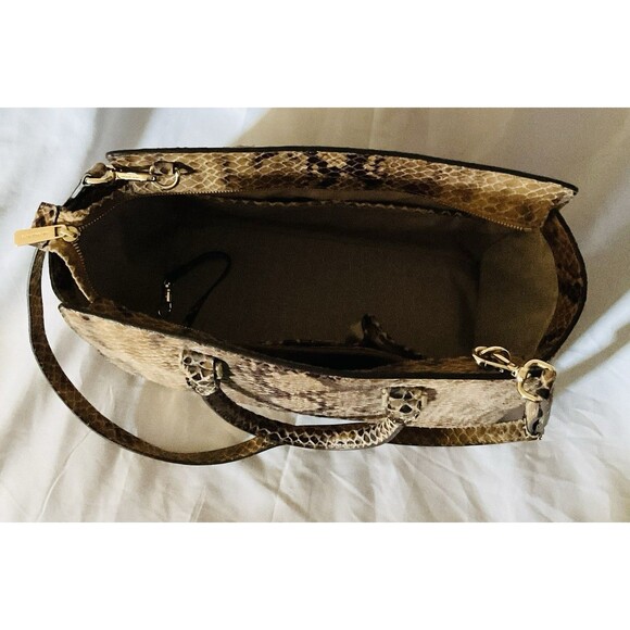 Michael Kors Selma Handbag Snakeskin - Picture 5 of 7